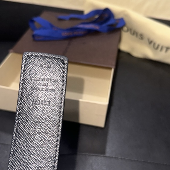 Louis Vuitton Monogram Reversible Belt - Picture 6 of 8